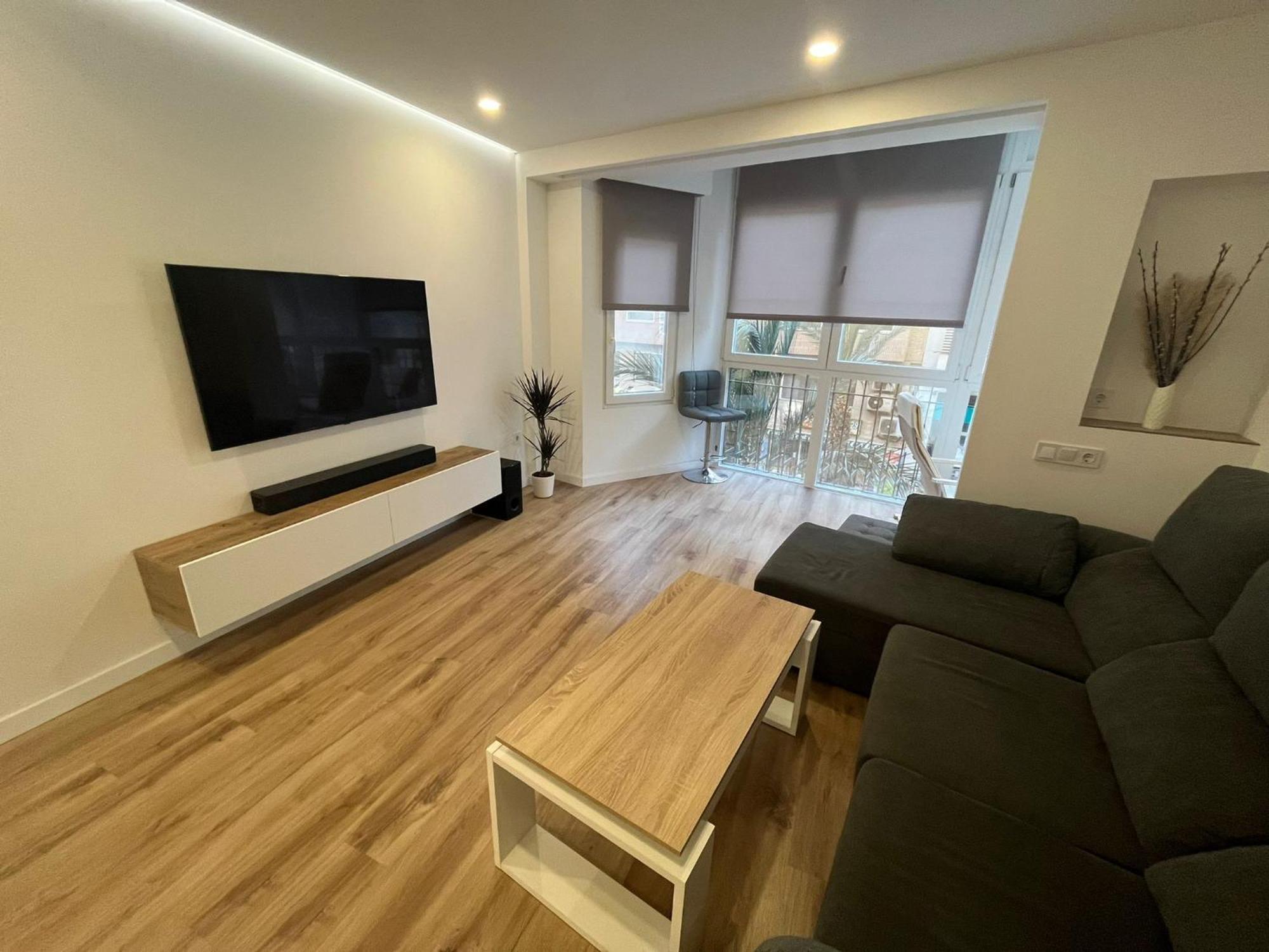 Alexa Suite لقنت المظهر الخارجي الصورة